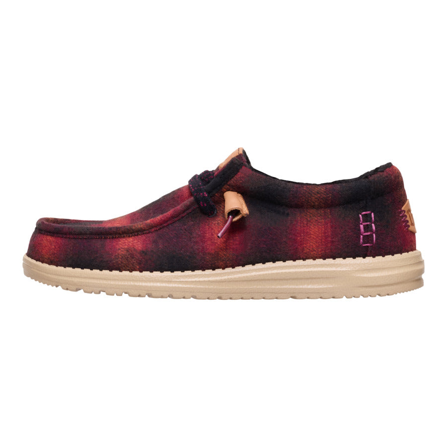 Wally Cozy Plaid ÿ Red Plaid/Black